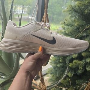 Nike Beige and Navy Men's Sneakers